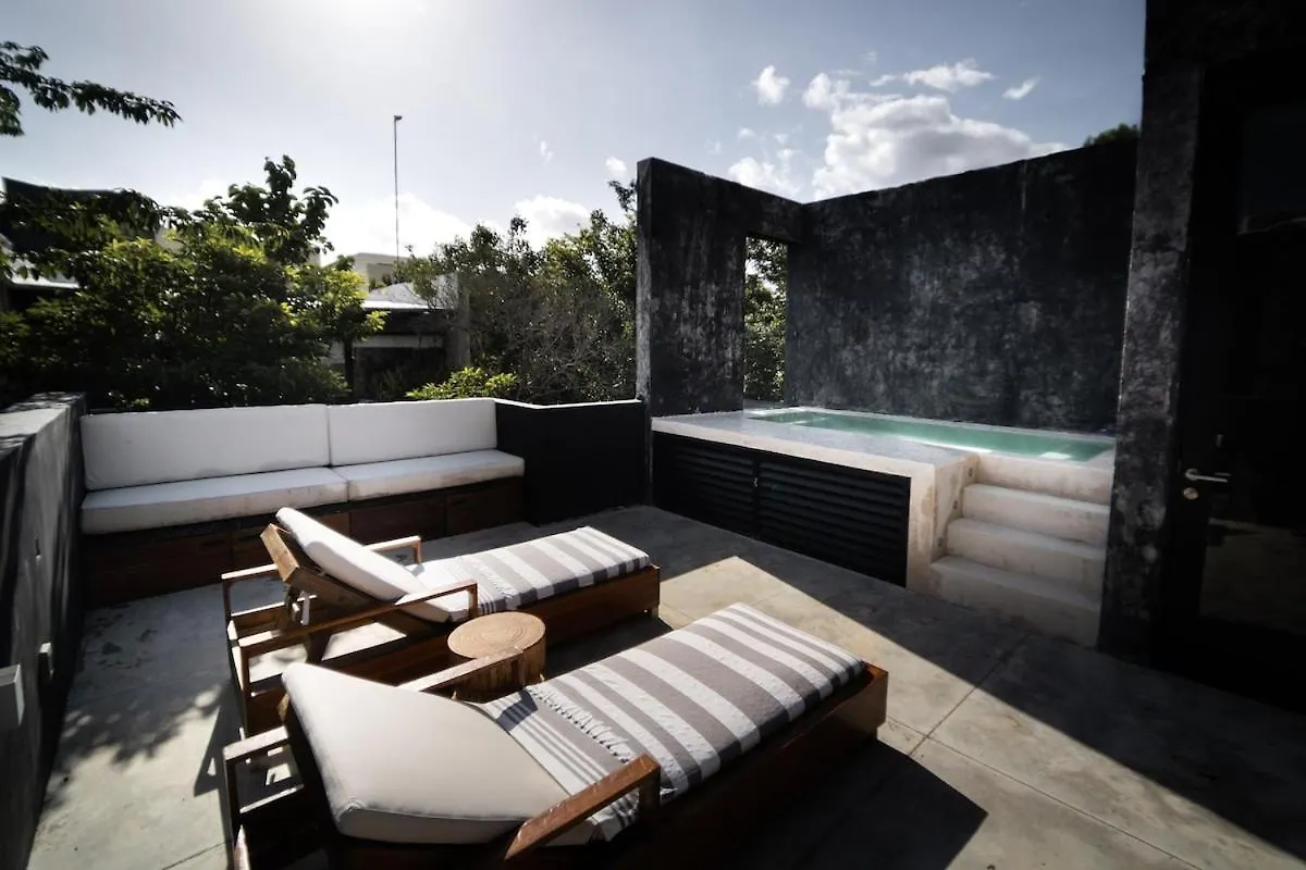 Spacious Luxury Design 5Br Villa - 3 Pools & Rooftop, Bbq, Free Bikes, Close To Beach contacts